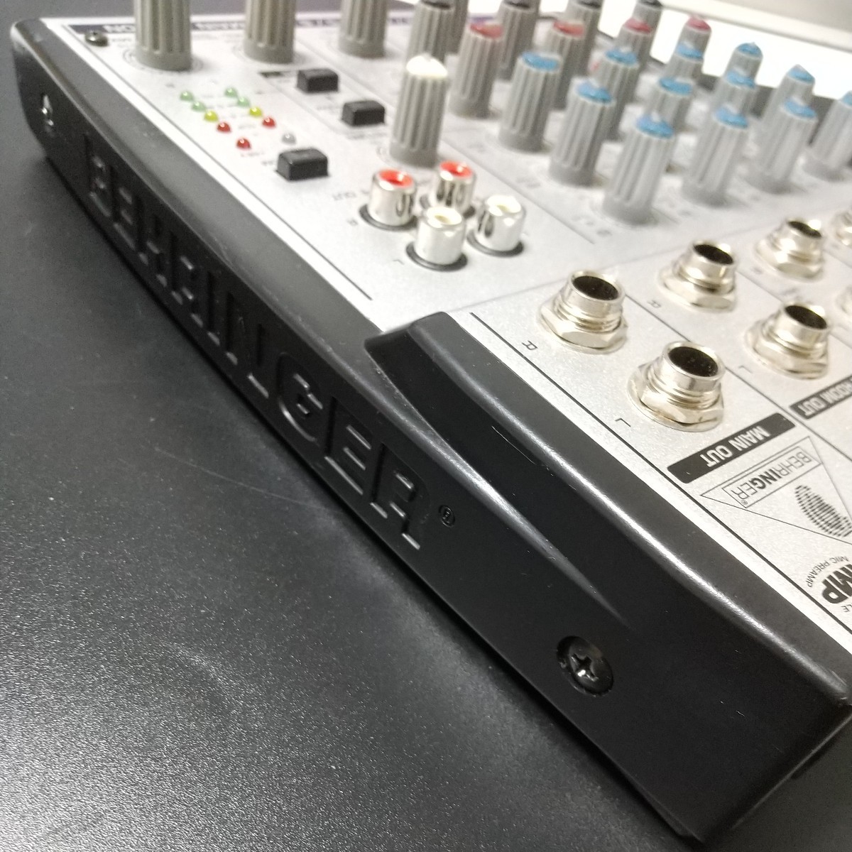  BEHRINGER EURORACK UB802 ベリンガー アナログミキサー アダプター付き_画像9