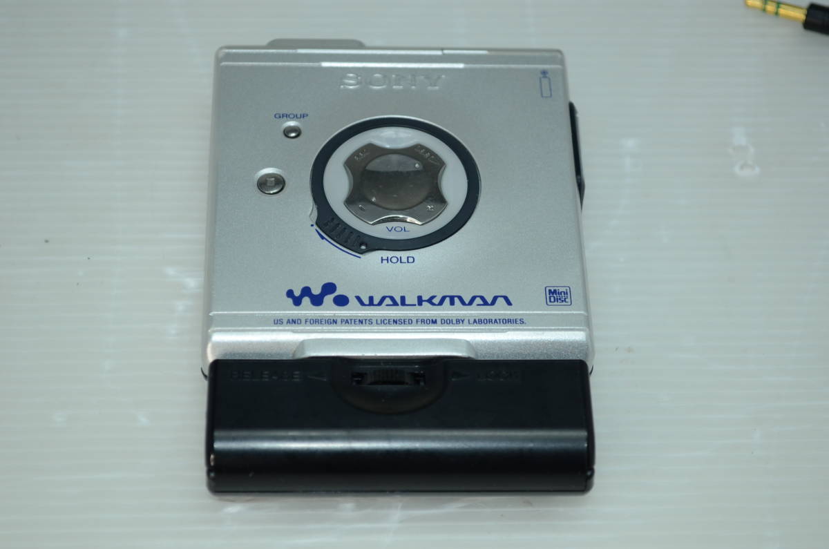 SONY ソニー WALKMAN MZ-E501 MDウォークマン リモコン、イヤホン（SONY製）付　動作確認　現状品です_画像6