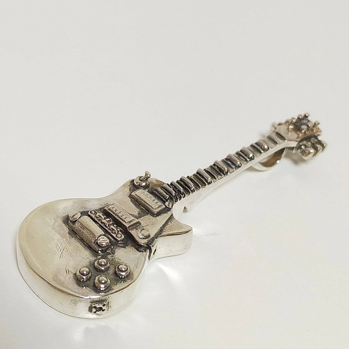 925製 重厚 ギターペンダント ネックレス エレキギター レスポール silver925/シルバー925
