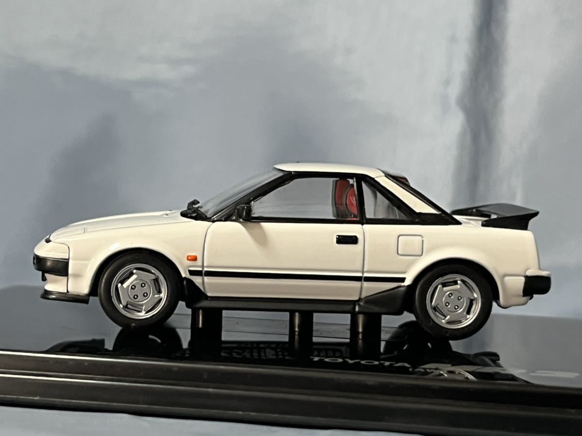 エムテック製　　トヨタ　MR 2 (AW11) 白　　1/43