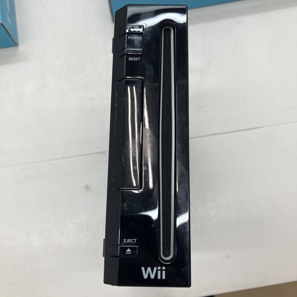 【1円～】 任天堂(Nintendo) Wii 本体 RVL-001 ブラック テレビゲーム Wiiリモコン 動作確認済 ※欠品あり【中古品】_画像4