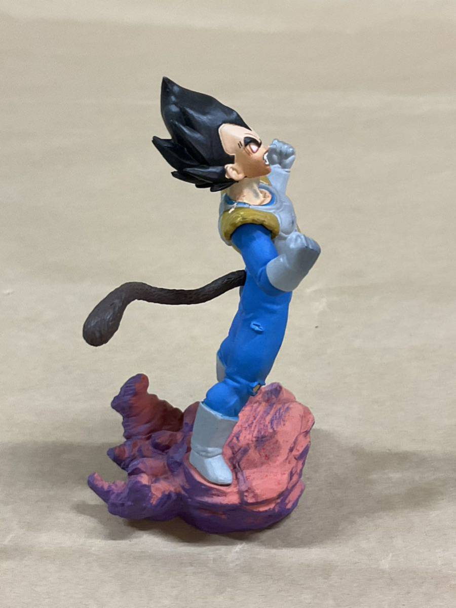 中古品 ドラゴンボール カプセル フィギュア 帰ってきたサイヤ人 ベジータ 大猿 ドラカプ_画像4