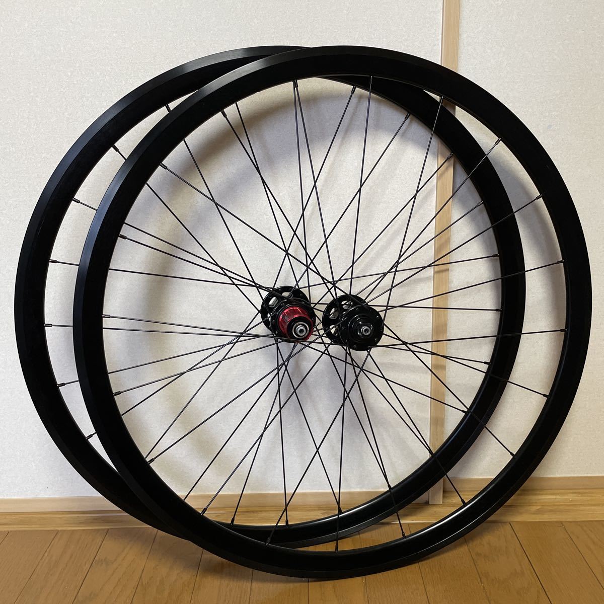 QUANTA MTB29ER 700Cグラベル6ボルトディスクブレーキホイールセット　フロント100x9mmリア135x10mmクイックリリース　クリンチャー_画像1