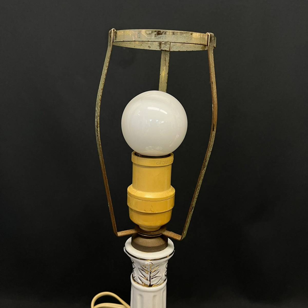 BJd060I 100 ヤマハ陶芸 テーブルランプ 高さ 約41cm スタンドライト テーブルスタンド 陶器 人形 西洋 照明器具 置物 インテリア_画像7