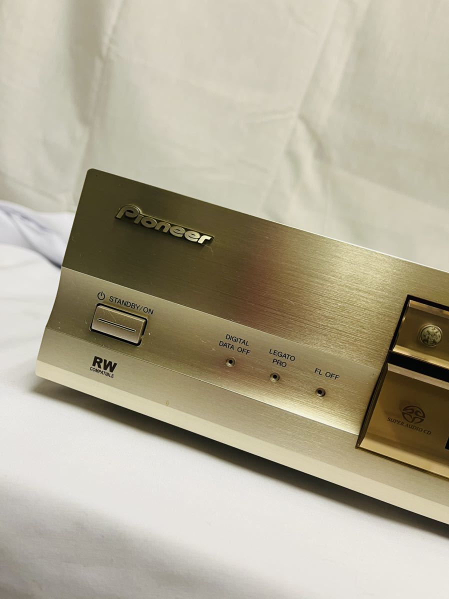 PI-008／Pioneer DVD PLAYER DV-S747A★現状 未確認品★_画像2