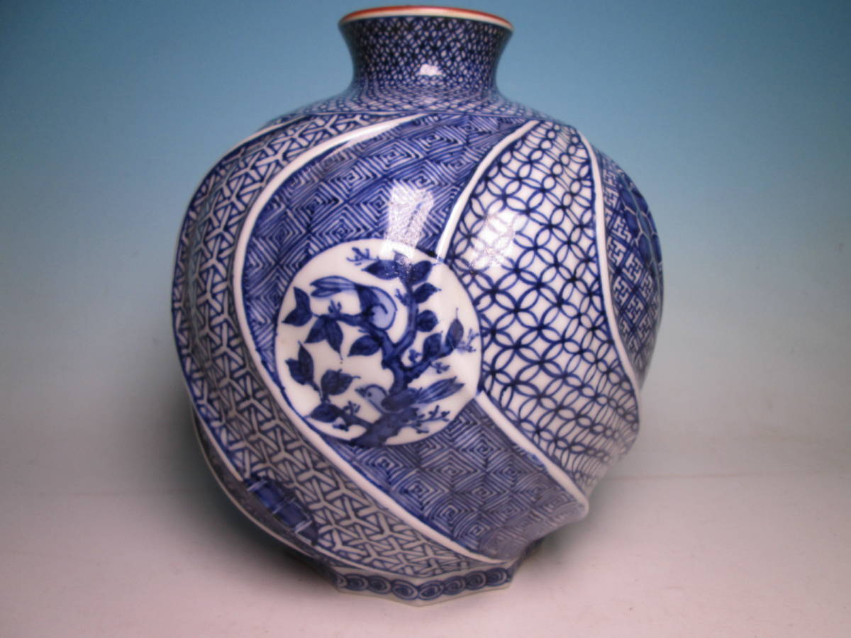 * flat cheap slope . three comfort blue and white ceramics ..... flowers and birds circle writing vase 20cm decoration "hu" pot 