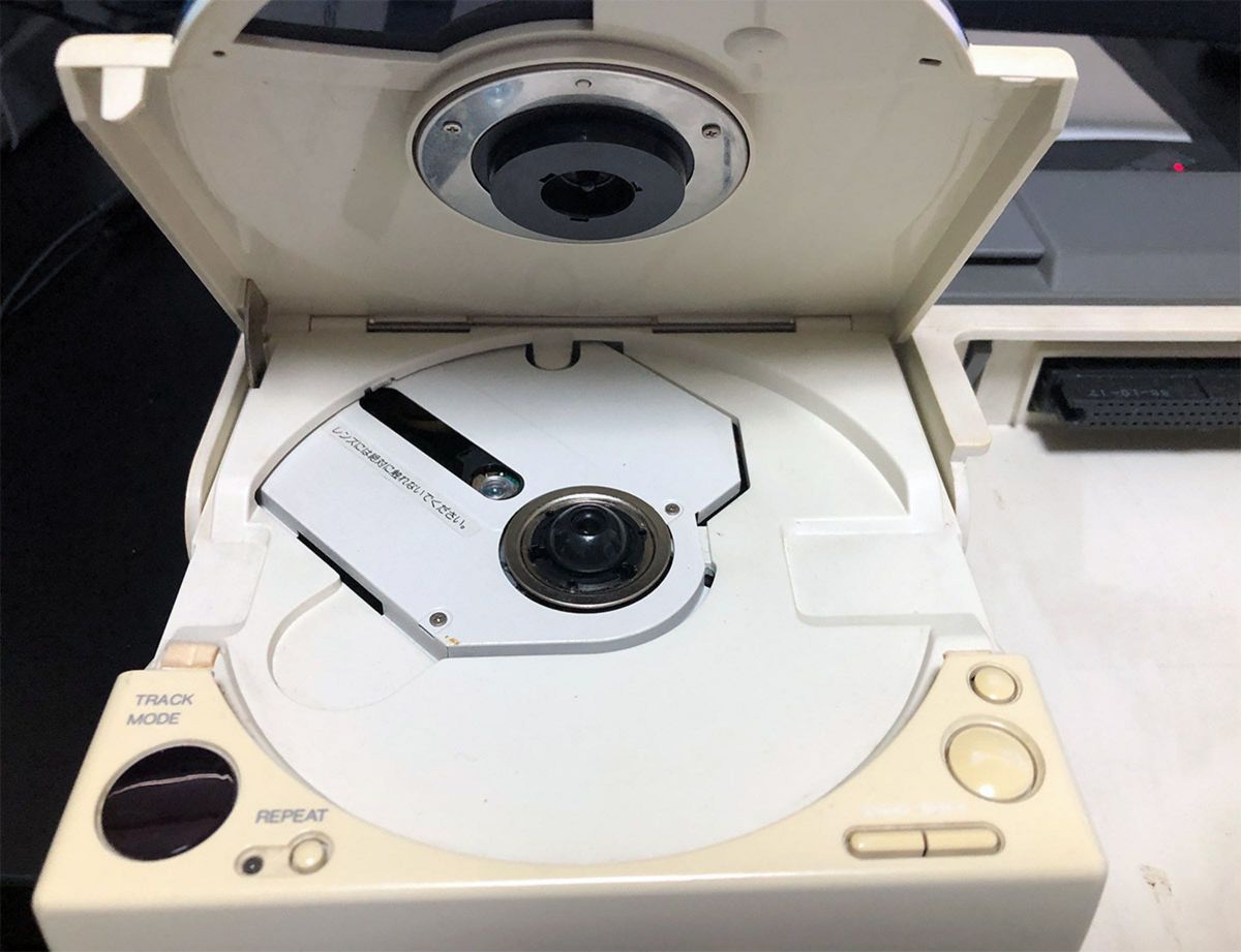 PCエンジン CD-ROM2 システム セット 通電・音楽CD再生確認済 PCエンジン CD-ROM2 システム セット 通電・音楽CD再生確認済