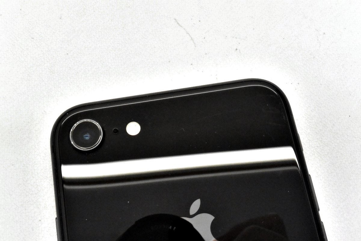 白ロム SIMフリー au SIMロック解除済 Apple iPhone8 64GB iOS16.5.1 Space Gray MQ782J/A 初期化済 【m020656】_画像3