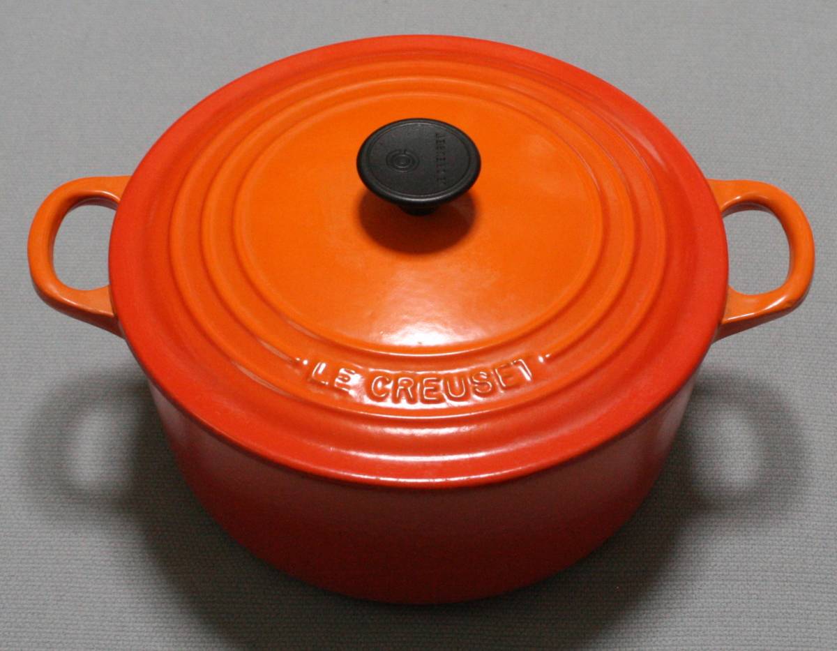 ★LE CREUSET　ル・クルーゼ　ココット・ロンド　22cm　両手鍋★週末お値下げ！_画像1