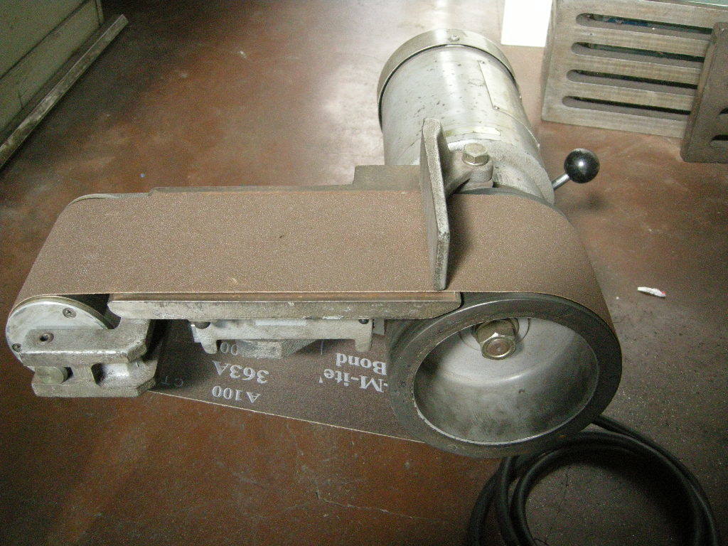 B779◎中古 下村 ベルトグラインダー 200V ベルト B779◎中古 下村 ベルトグラインダー 200V ベルト