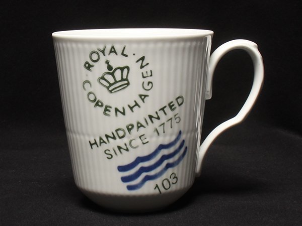 美品 ロイヤルコペンハーゲン マグカップ フルーテッドシグネチャー Royal Copenhagen_画像2