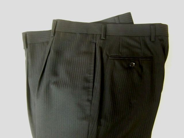 【秋冬 特別価格】2釦2パンツスーツ・A-7・品質重視・黒/シャドーストライプ　_画像3