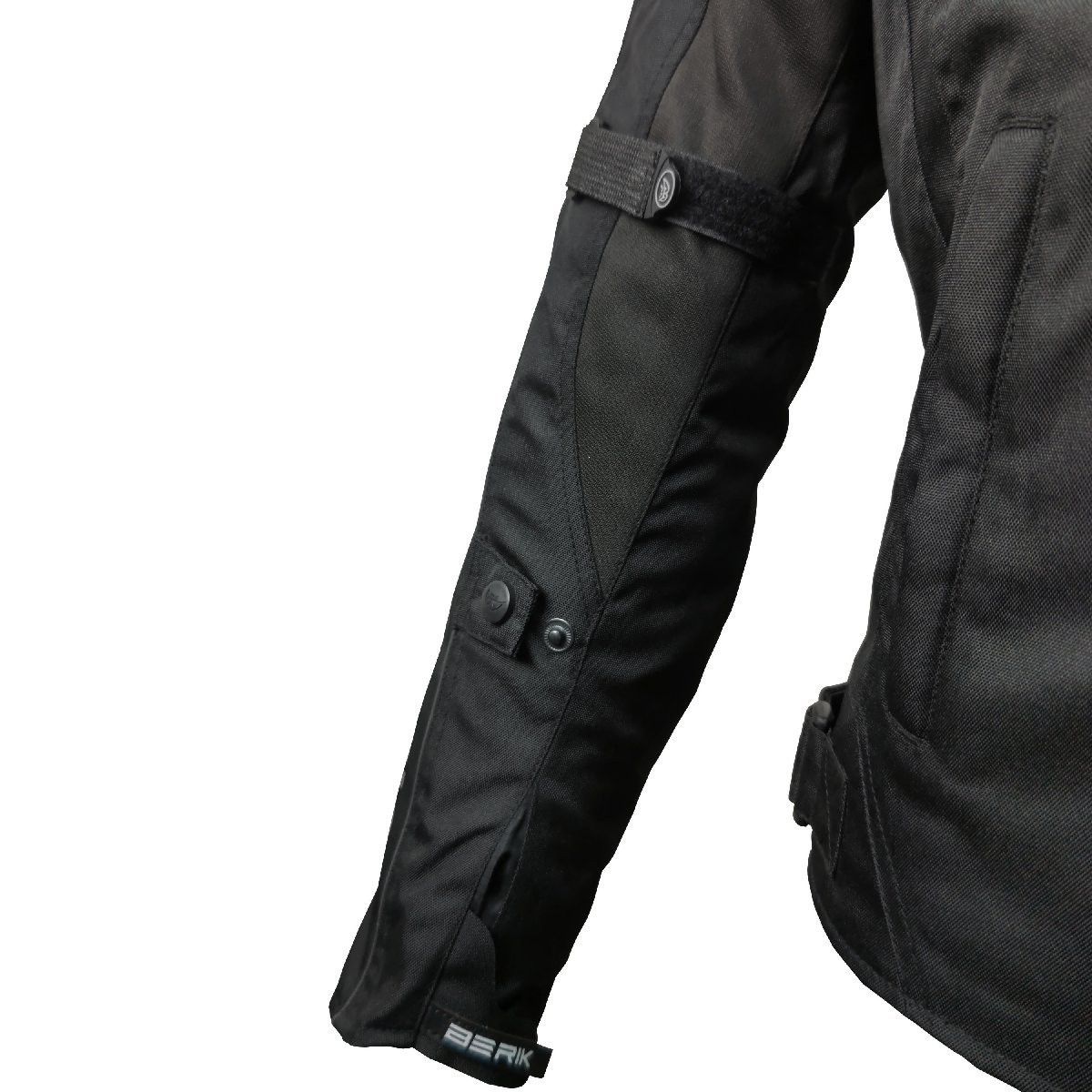サンプル品 BERIK ベリック ナイロンジャケット 2309281 RED 50 L