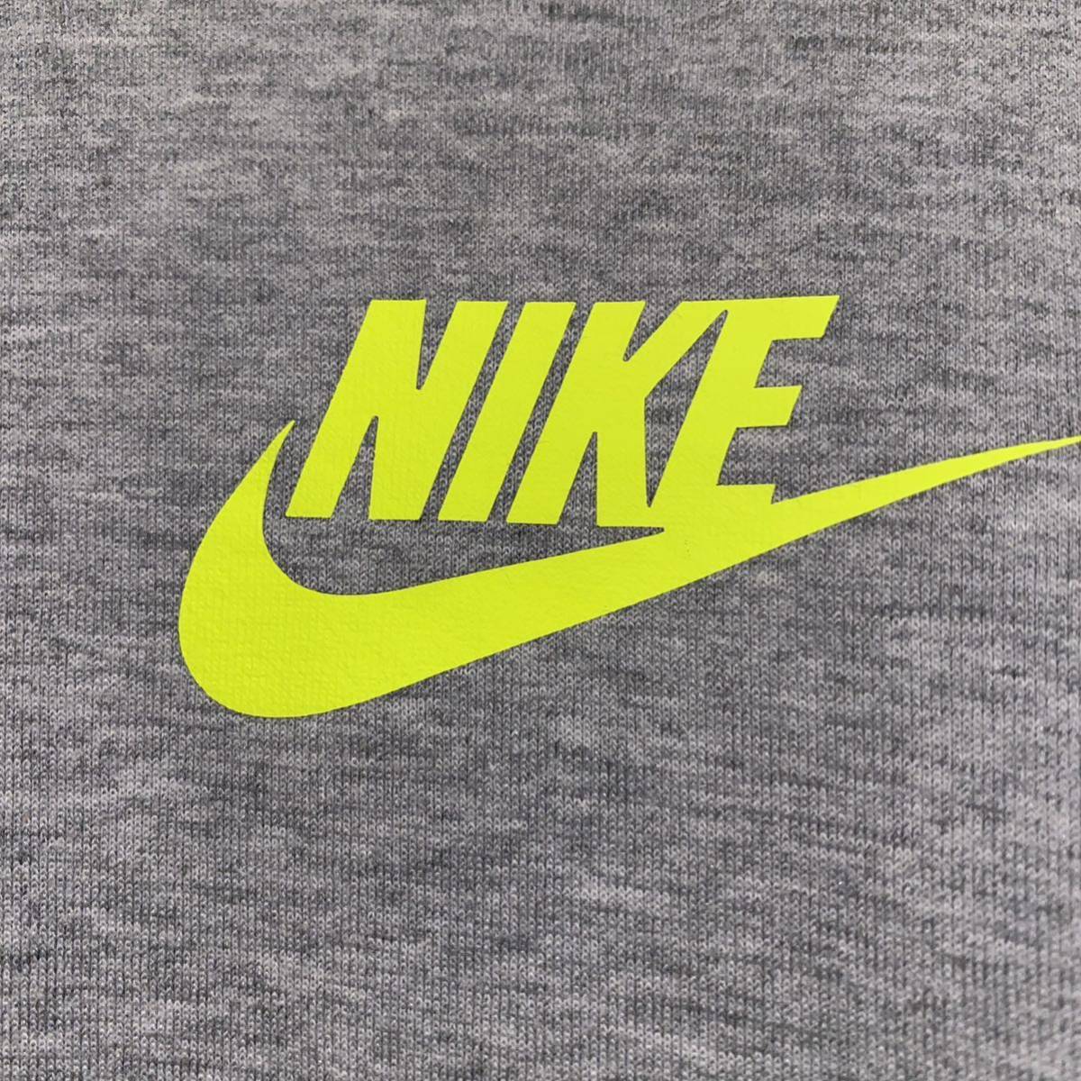 sacai サカイ × NIKE ナイキ コラボ プリーツ スウェット sacai サカイ × NIKE ナイキ コラボ プリーツ スウェット