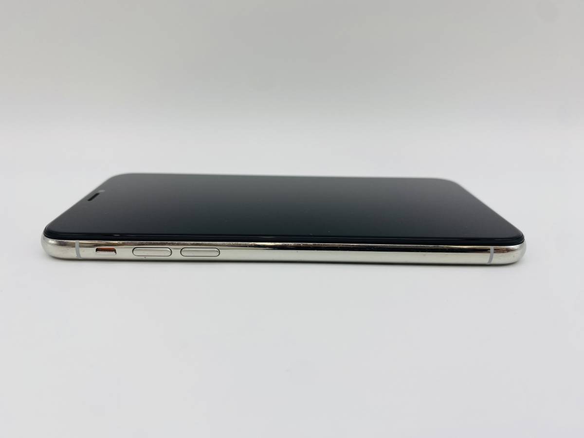 iPhoneX 256GB シルバー/ストア版シムフリー/純正バッテリー94％/クリアケース＆ブルーライトカット保護フィルムプレゼント X-060