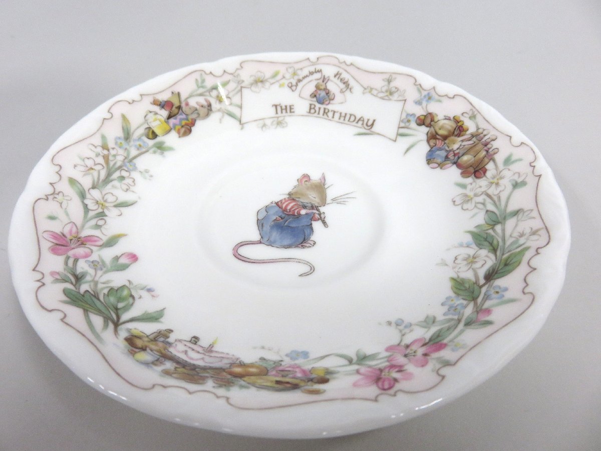 【80】未使用品 Royal Doulton ロイヤルドルトン カップ＆ソーサー THE BIRTHDAY バースデイ 保管品_画像6