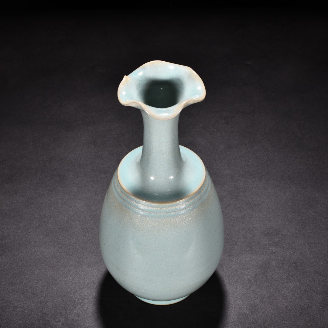 年末のプロモーション大特価! 多寶屋】BY116□宋時代 汝窯 珍品□高さ27.5 弦紋花口瓶 天青釉 宋
