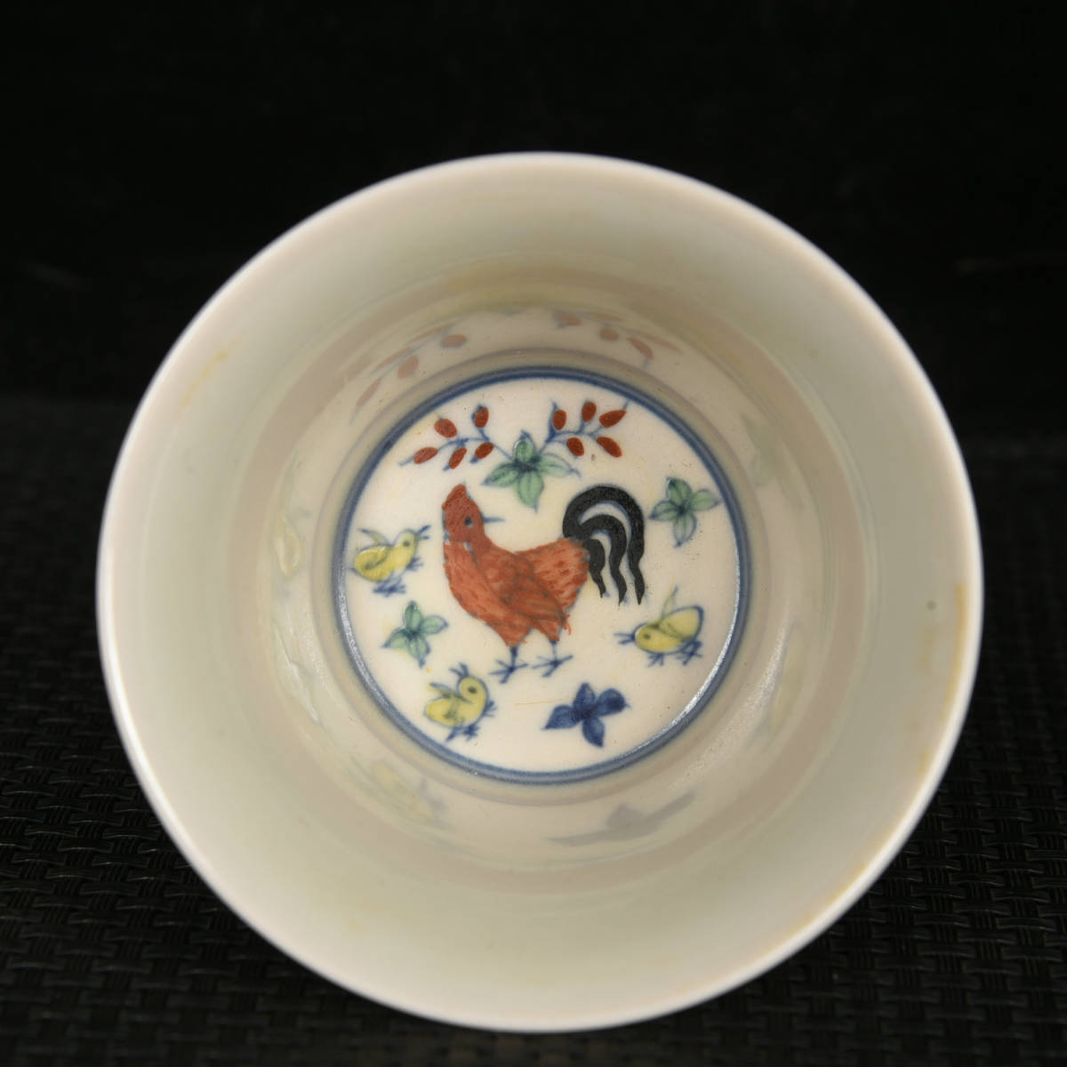 多寶屋】NY141□迫力珍品 大明成化年製款 闘彩の紅胎鶏図紋折腰高足杯2
