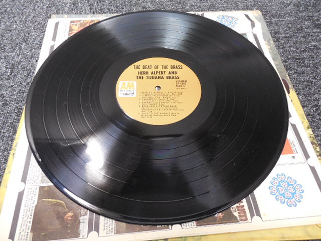 HERB ALPERT & THE TIJUANA BRASS / THE BEST OF THE BRASS (輸入盤)   LP盤・SP 4146の画像5