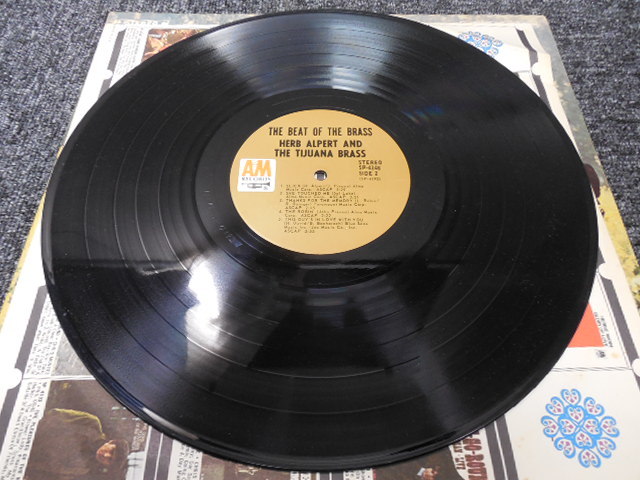 HERB ALPERT & THE TIJUANA BRASS / THE BEST OF THE BRASS (輸入盤)   LP盤・SP 4146の画像7
