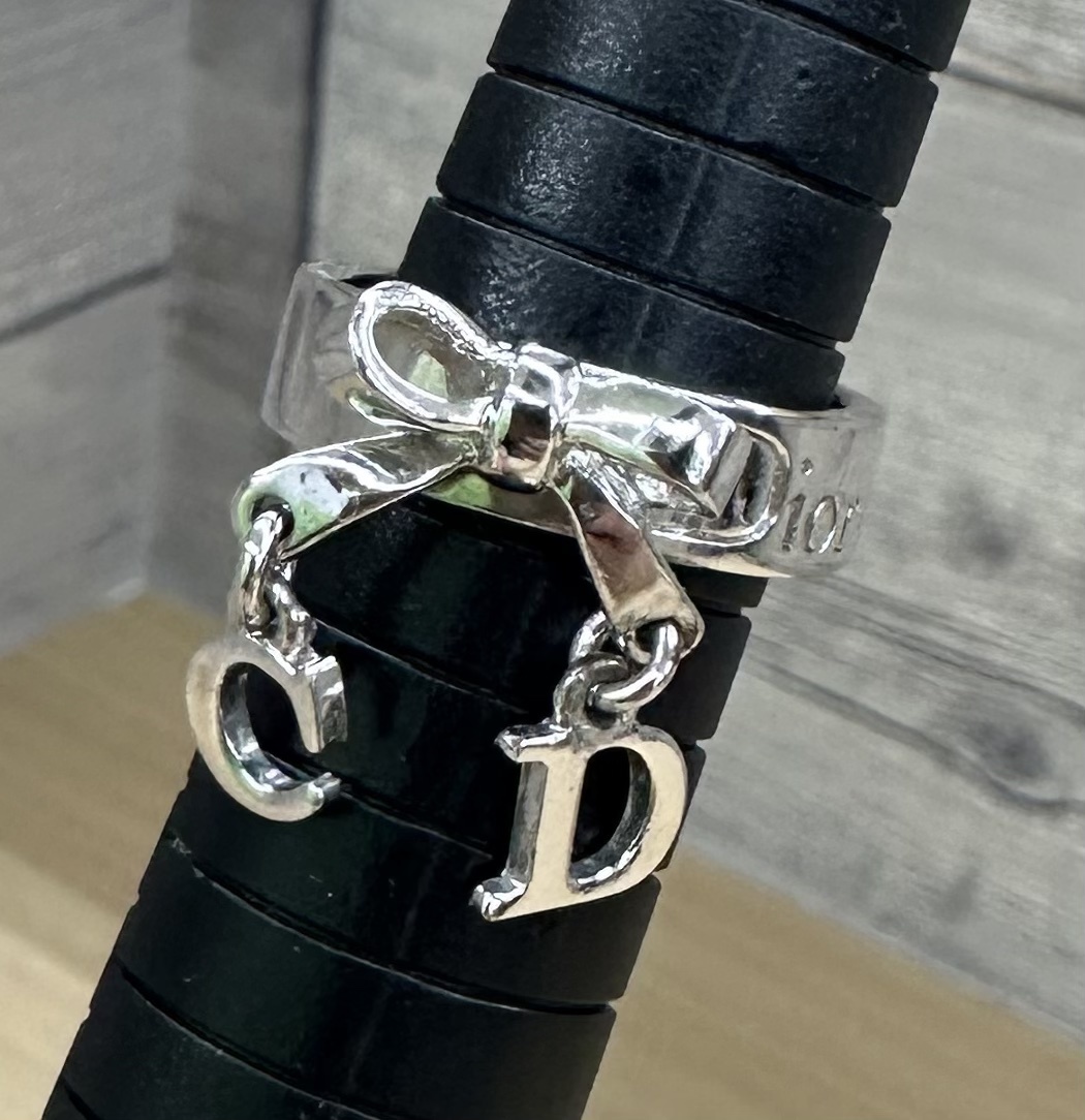 【E-194】Christian Dior クリスチャン ディオール リング 指輪 リボンモチーフ CDロゴ サイズ 約14号 アクセサリー シルバーカラー