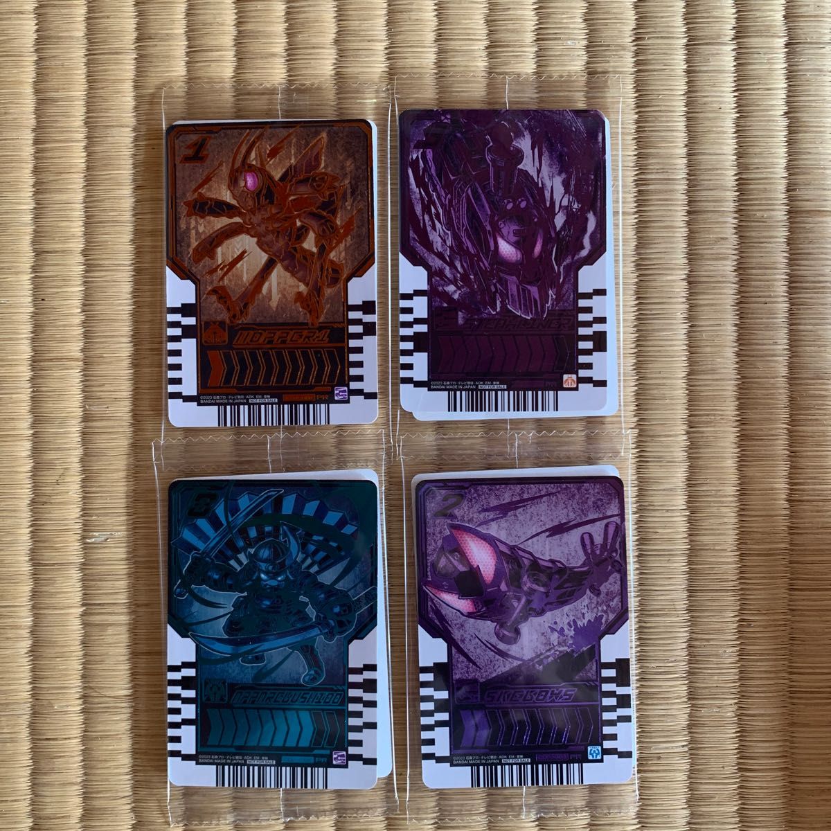 ライドケミートレカ 仮面ライダーチョコ大当たり全4種コンプセット ライドケミートレカ 仮面ライダーチョコ大当たり全4種コンプセット