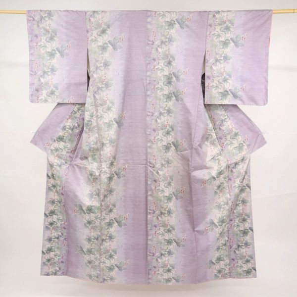 【大島紬】特選　大島紬　蔦の葉のライン　紫グラデーション　袷　正絹　着物　TP8-2_画像2