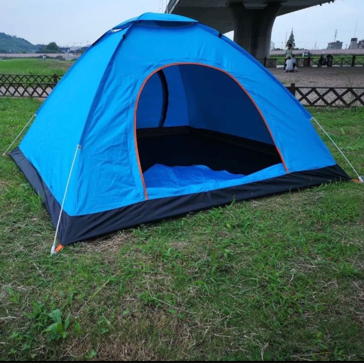 ワンタッチテント 2-3人用 ブルー キャンプ アウトドア用品 自動 ドームテント 簡単 キャンプテント 軽量 折りたたみ 63