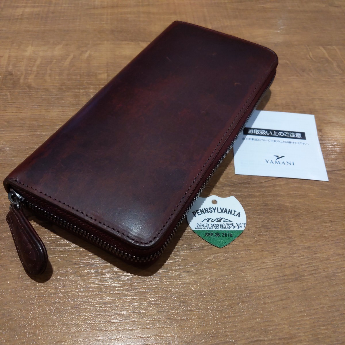 ワンピなど最旬ア! □NOMADOI□ラウンドファスナー長財布