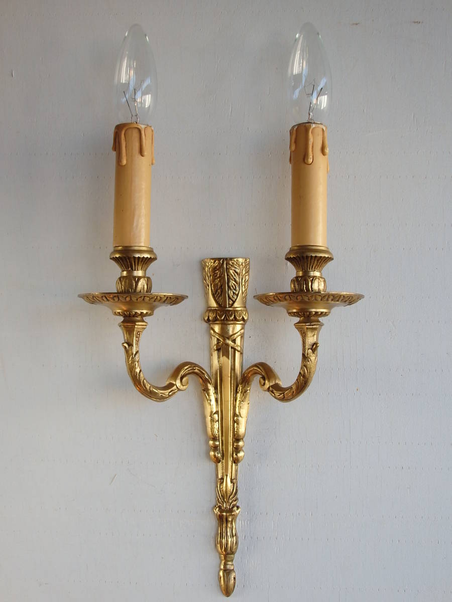 フランスアンティーク ブラケット 電球付き 2灯 真鍮　ブラス ランプ ライト 壁付け ウォール キャンドル ゴールド　照明_画像3