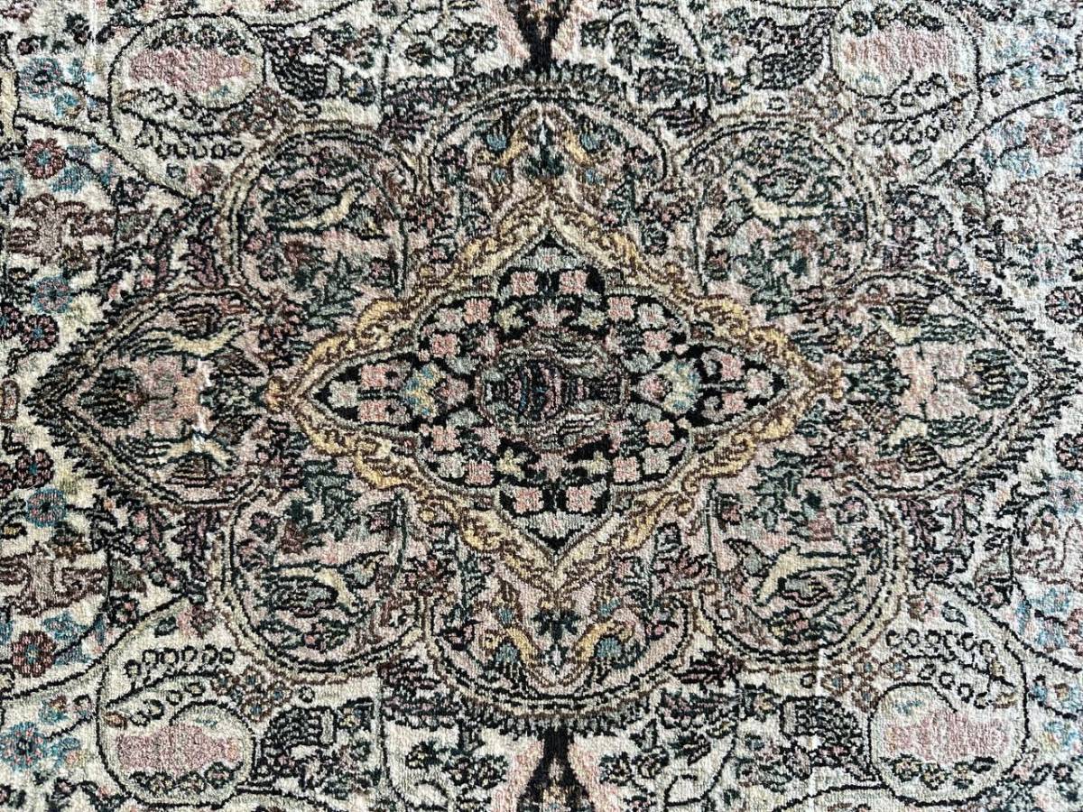 150×92】オーバル型・シルク◇中国産絨毯・カーペット・ラグ 150×92】オーバル型・シルク◇中国産絨毯・カーペット・ラグ