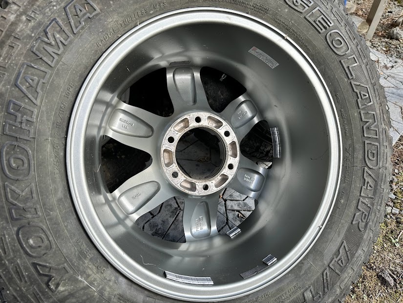 LT245/70R17 ヨコハマジオランダーAT-S 5本 ＆ WEDS WINSNER 17×7.5J +15 PCD139.7 6h 逆ゾリ ハイラックス プラド パジェロ トライトン_画像3