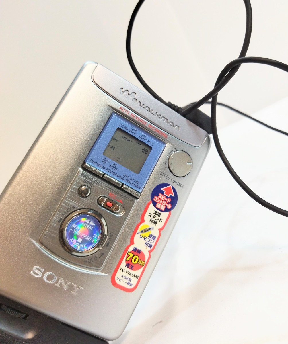 【SONY　WALKMAN】 RM-WMF23L ソニーカセットウォークマン　起動OK品　004JWHU51_画像2