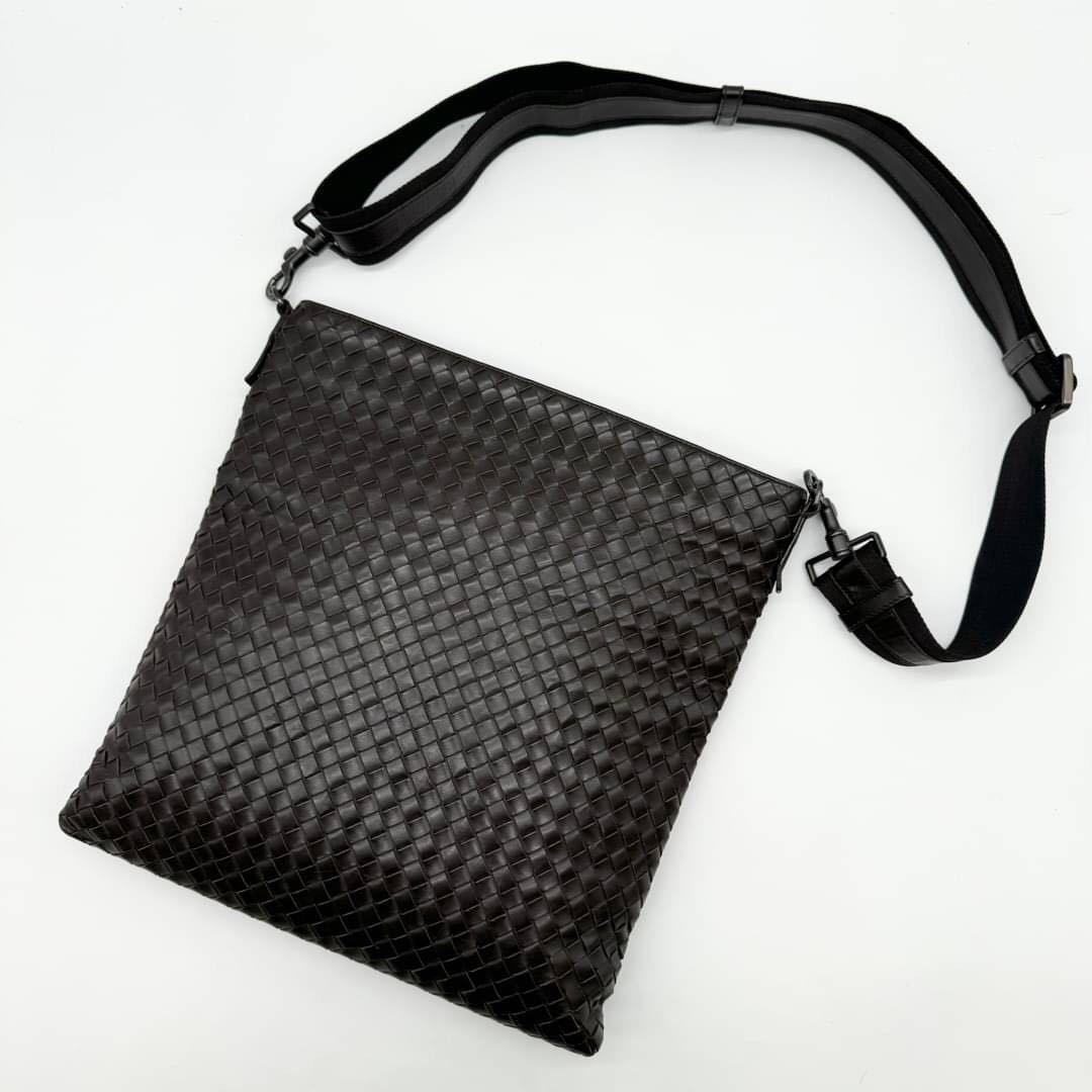 1円【美品】BOTTEGA VENETA ボッテガヴェネタ ショルダーバッグ メッセンジャーバッグ イントレチャート A4可能_画像1