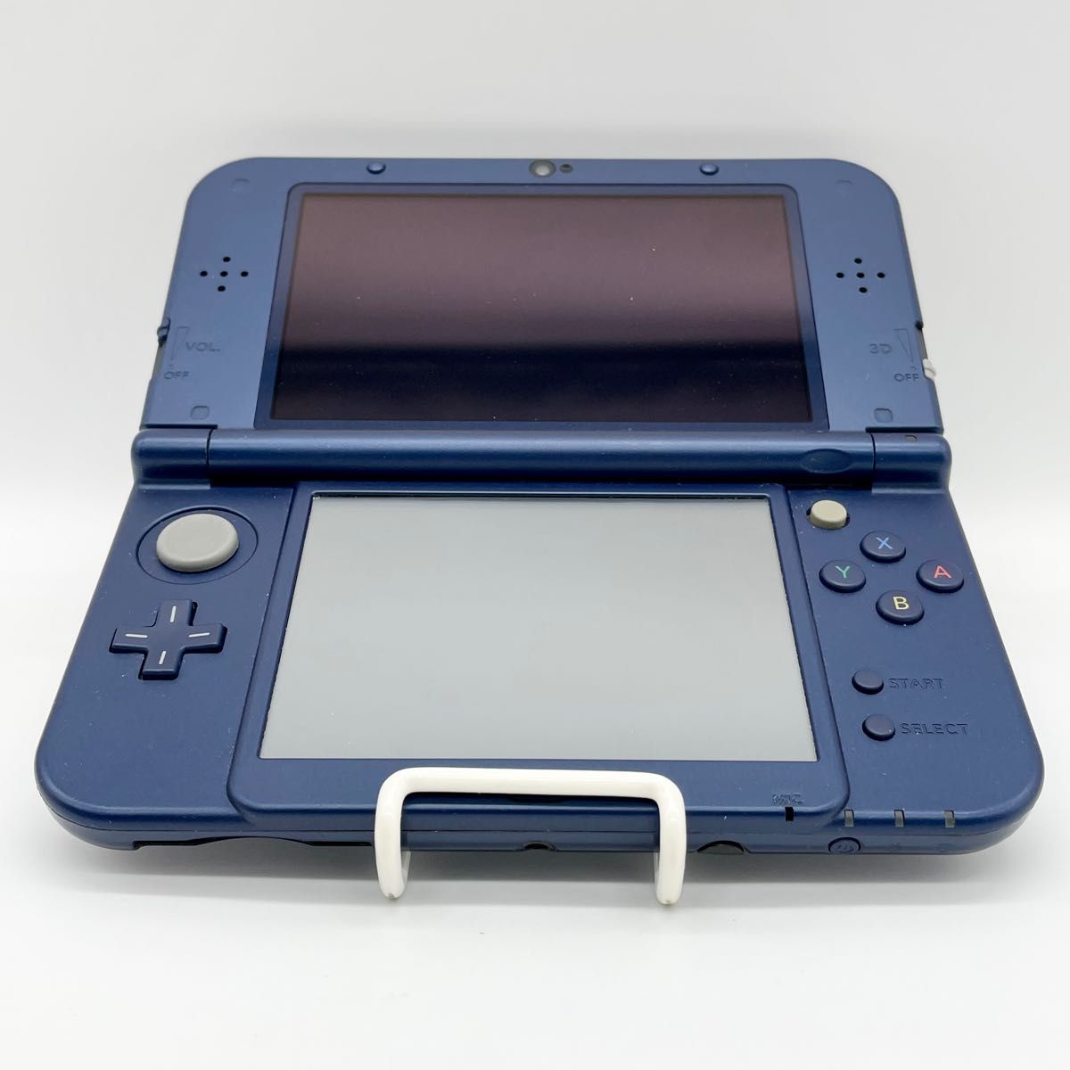 液晶美品】3DS 本体2台セット+ソフト18本-