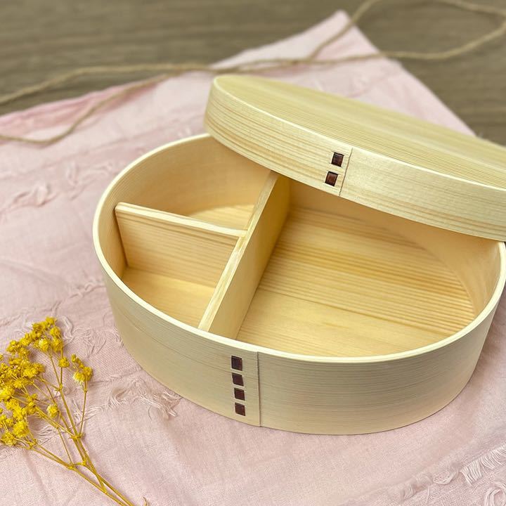 限定価格】曲げわっぱ 弁当箱 バンド付き 白木 小判型 一段 木製 限定価格】曲げわっぱ 弁当箱 バンド付き 白木 小判型 一段 木製