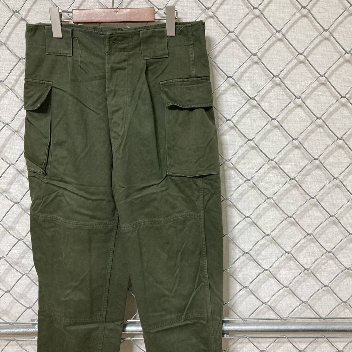 防衛庁 陸上自衛隊 作業服ズボン カーゴパンツ ミリタリー 1996年製 桜Qマーク ボタンフライ 4号_画像1