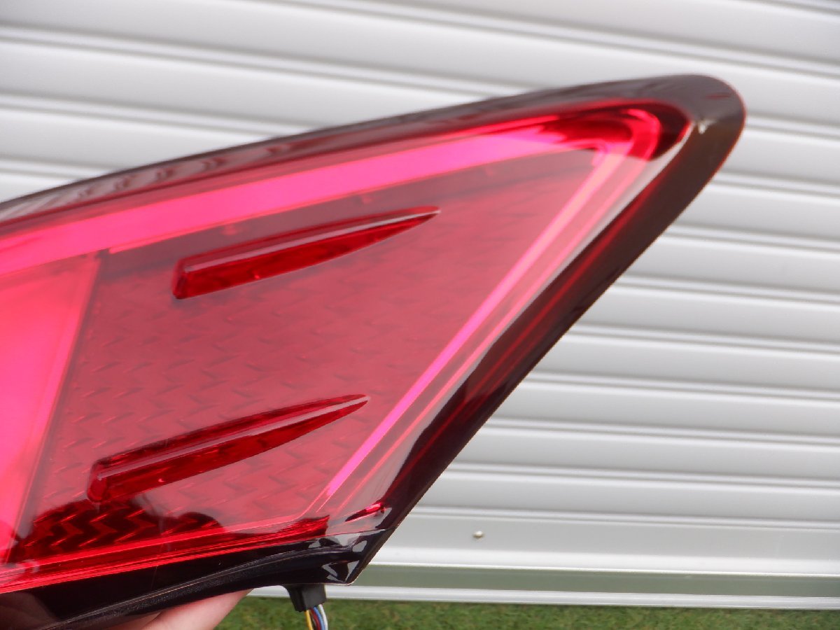  new car removing Lexus original ZWA10 CT200h latter term LED tail lamp tail light right side driver`s seat 76-31 beautiful goods immediate payment m-23-10-406