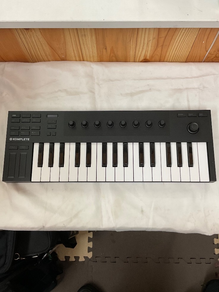 u52751　中古　ネイティブインステュルメント　KONTROL M32　MIDIキーボード