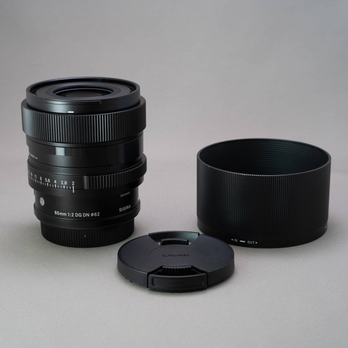 今年人気のブランド品や シグマ SIGMA Lマウント 美品 F2.0 65mm