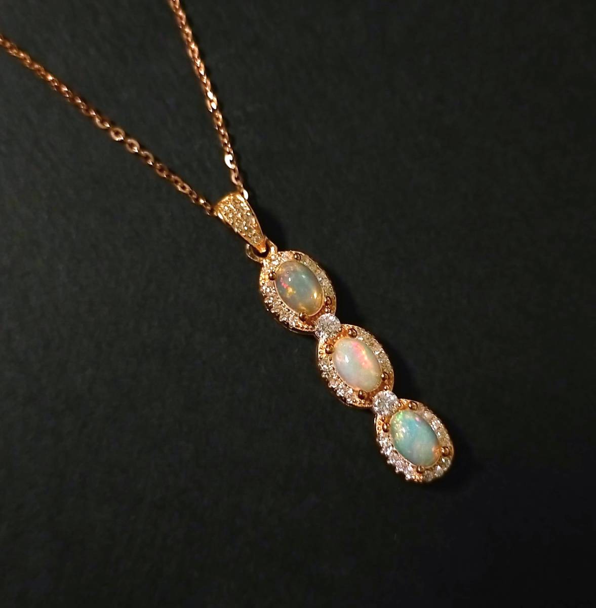 質屋出品》Pt900☆天然オパール11.08ct+ダイアモンドペンダントトップ