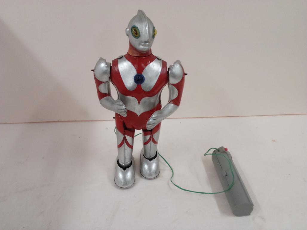 人気沸騰ブラドン (2827499) マルサン　ウルトラマン ブリキ ロボット