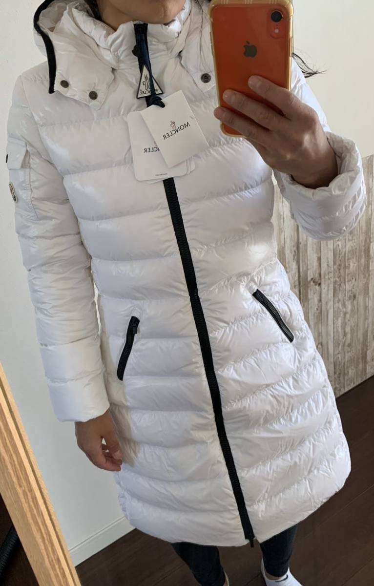 ２３年度新作☆　Moncler moka 12A White(032) モンクレール　モカダウンジャケット　ホワイト_画像10