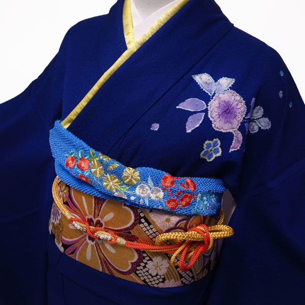  long-sleeved kimono kimono . piling collar piling collar yellow color ground . gold paint processing .. flower aperture stop blue coming-of-age ceremony wedding silk silk beautiful ...69 L used brand new sn277