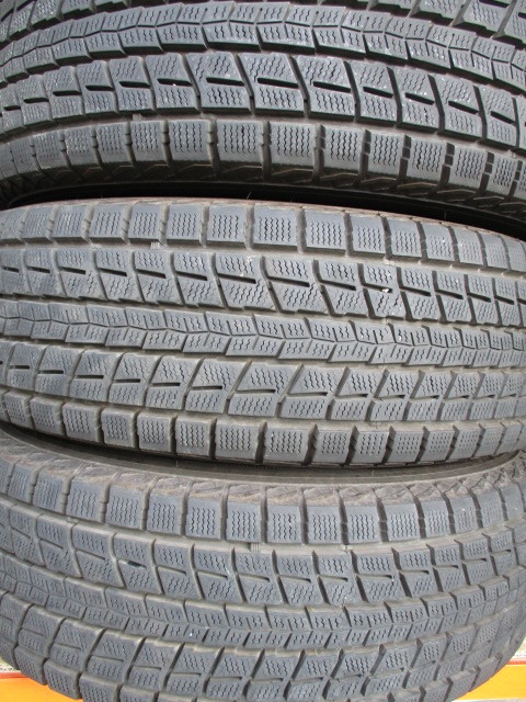 Used　２１５／７０Ｒ１６ダンロップスタッドレス　アルミホイール付き４本ジムニー等　中古品　送料着払い_画像9