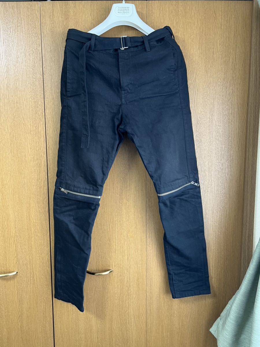 今季ブランド 【美品】sacai ベルテッドデニムパンツ サイズ1 男性用