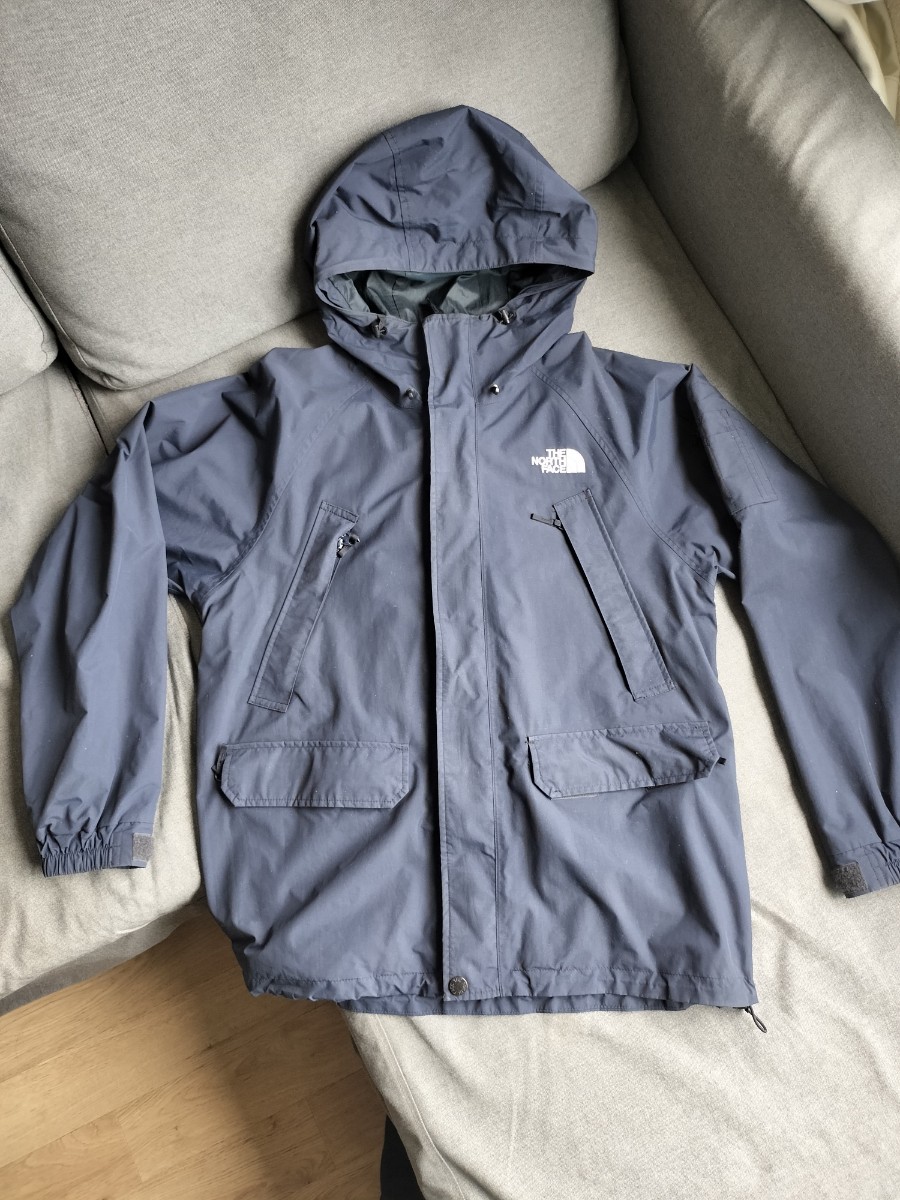 THE NORTH FACE GRACE TRICLIMT JACKET（グレーストリクライメートジャケット） インナーダウン ファー付き NP61738 サイズM ネイビー_画像1