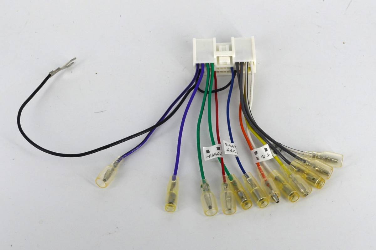 送料無料-期間限定/マツダ車用、純正等のオ－デイオを他社メーカに取り付け時に使用する24P逆カプラ－未装着品・_画像1