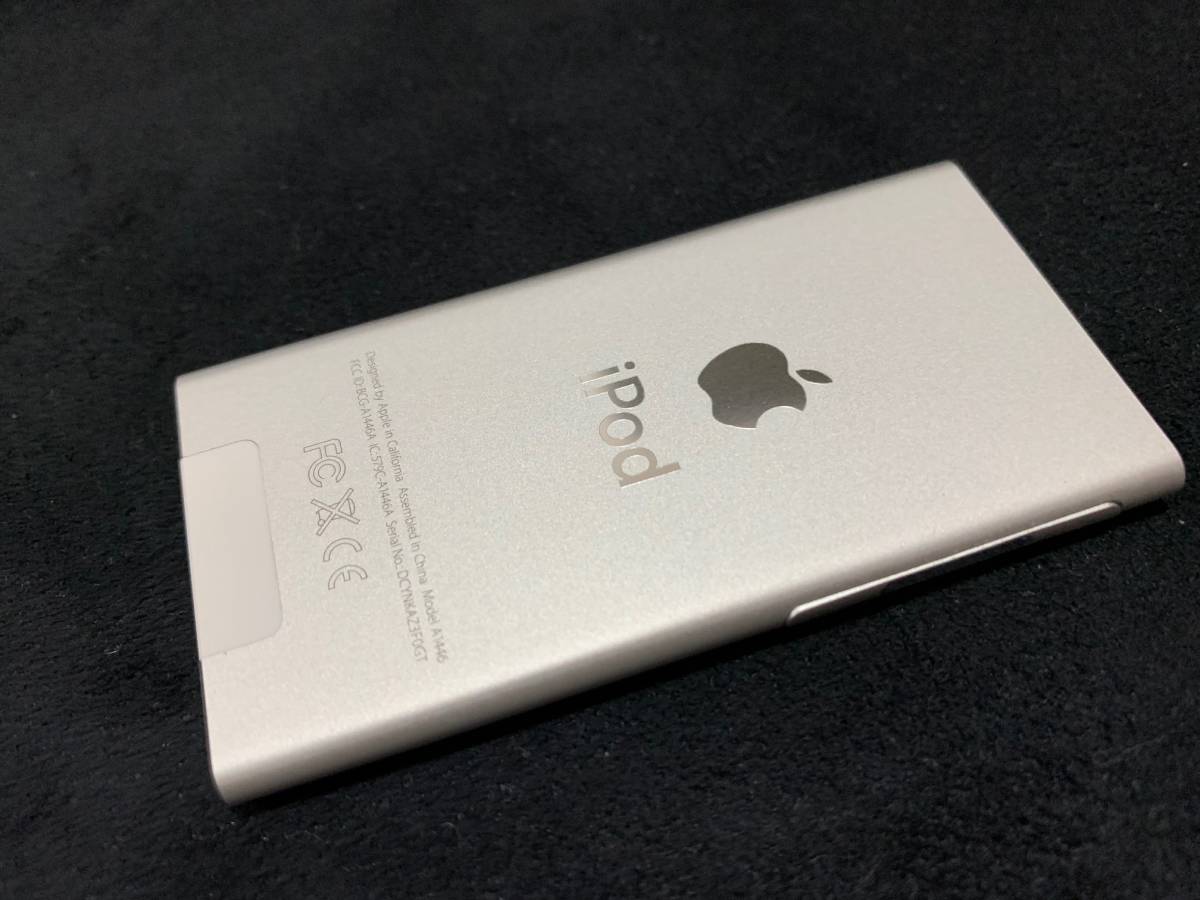 【美品】Apple iPod nano 第7世代 16GB シルバー