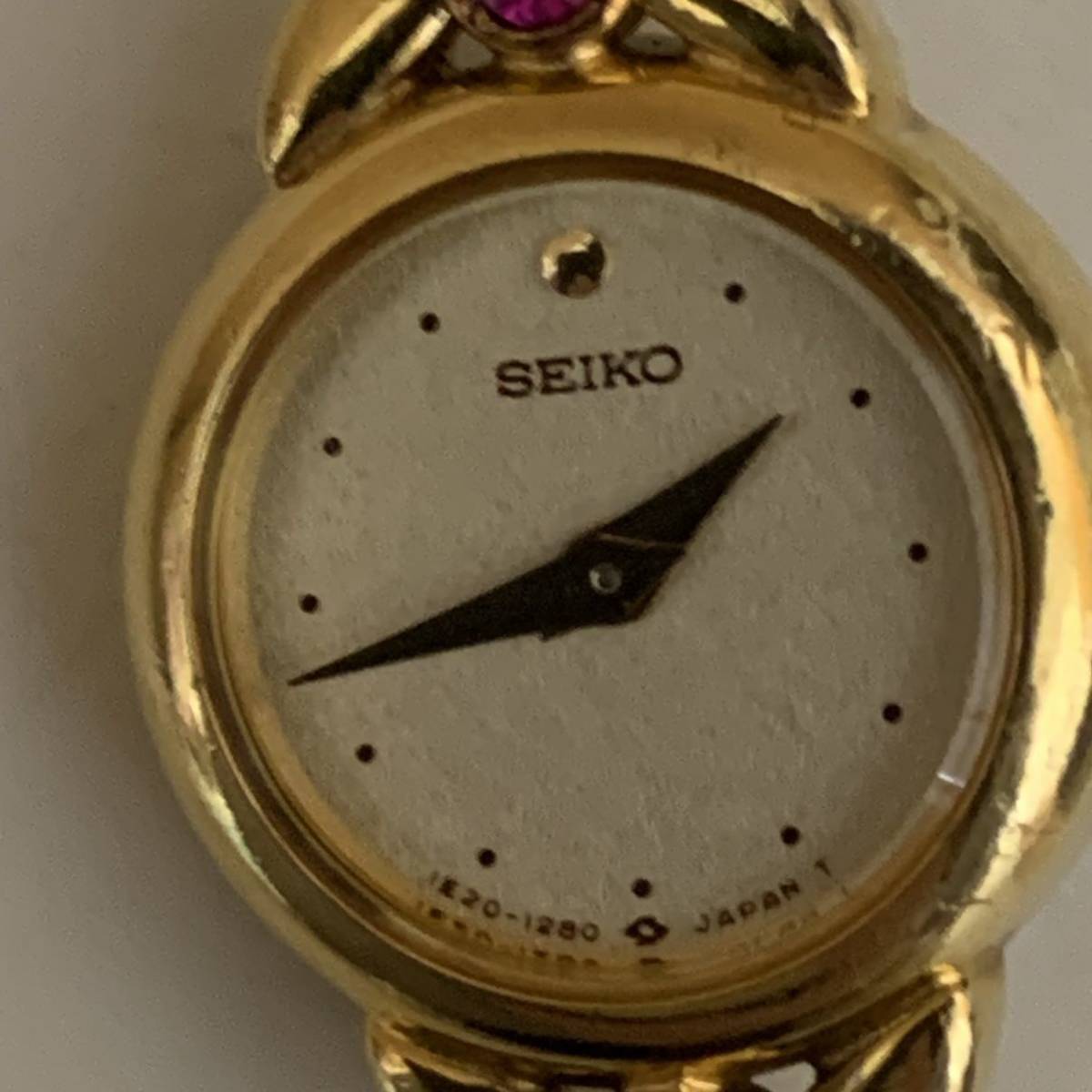 【TK1028】SEIKO セイコー レディース腕時計 ティセ TISSE 1E20-0430 不動 ジャンク品 ファッション おしゃれ アクセサリー_画像2